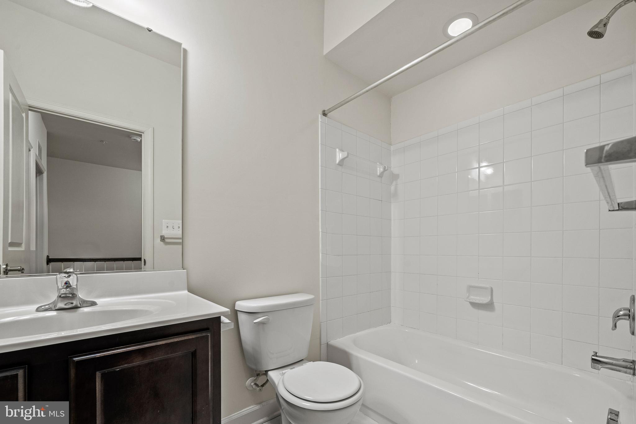 CREEKSTONE VILLAGE - Residential