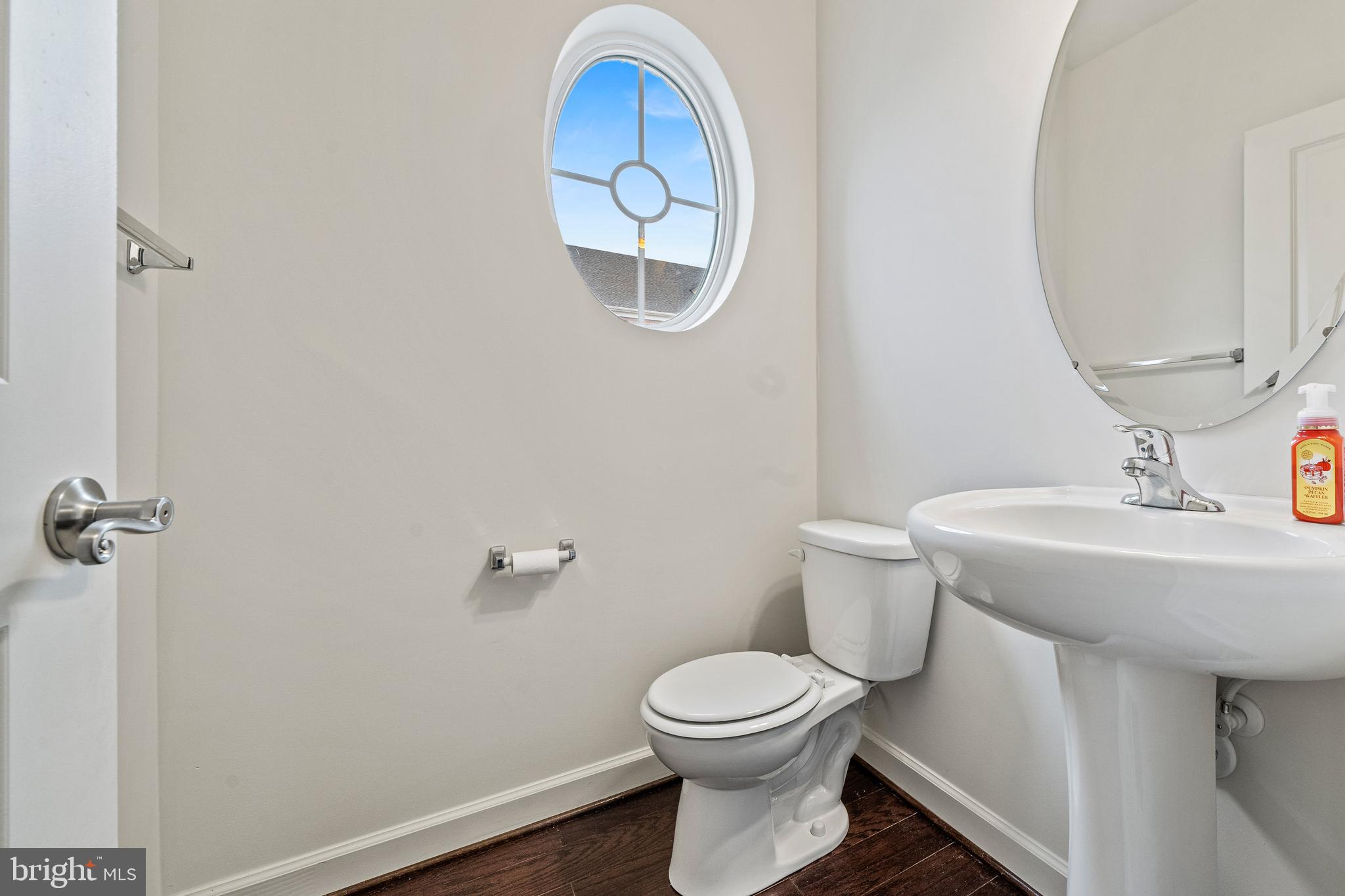 CREEKSTONE VILLAGE - Residential