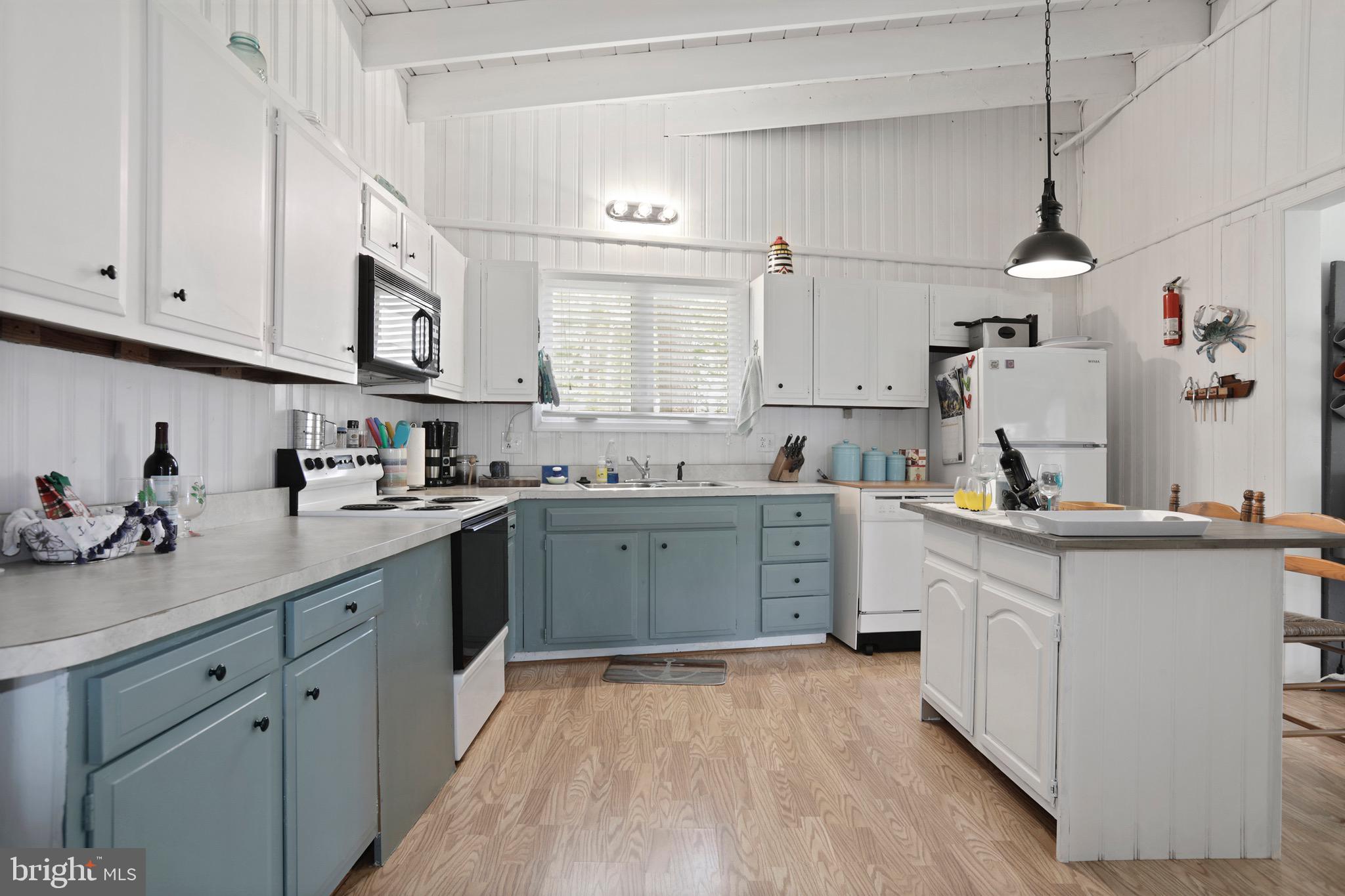 CHERRY GROVE BEACH - Residential