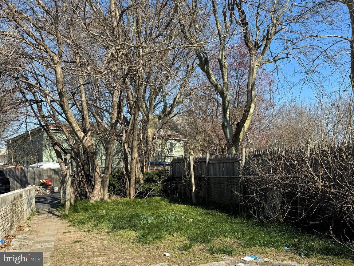 BRIDESBURG - Residential Income