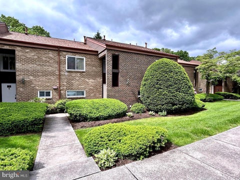 Townhouse For Rent - 15 Campbell Place Pl<br/> Cumberland County, CAMP HILL, PA 17011