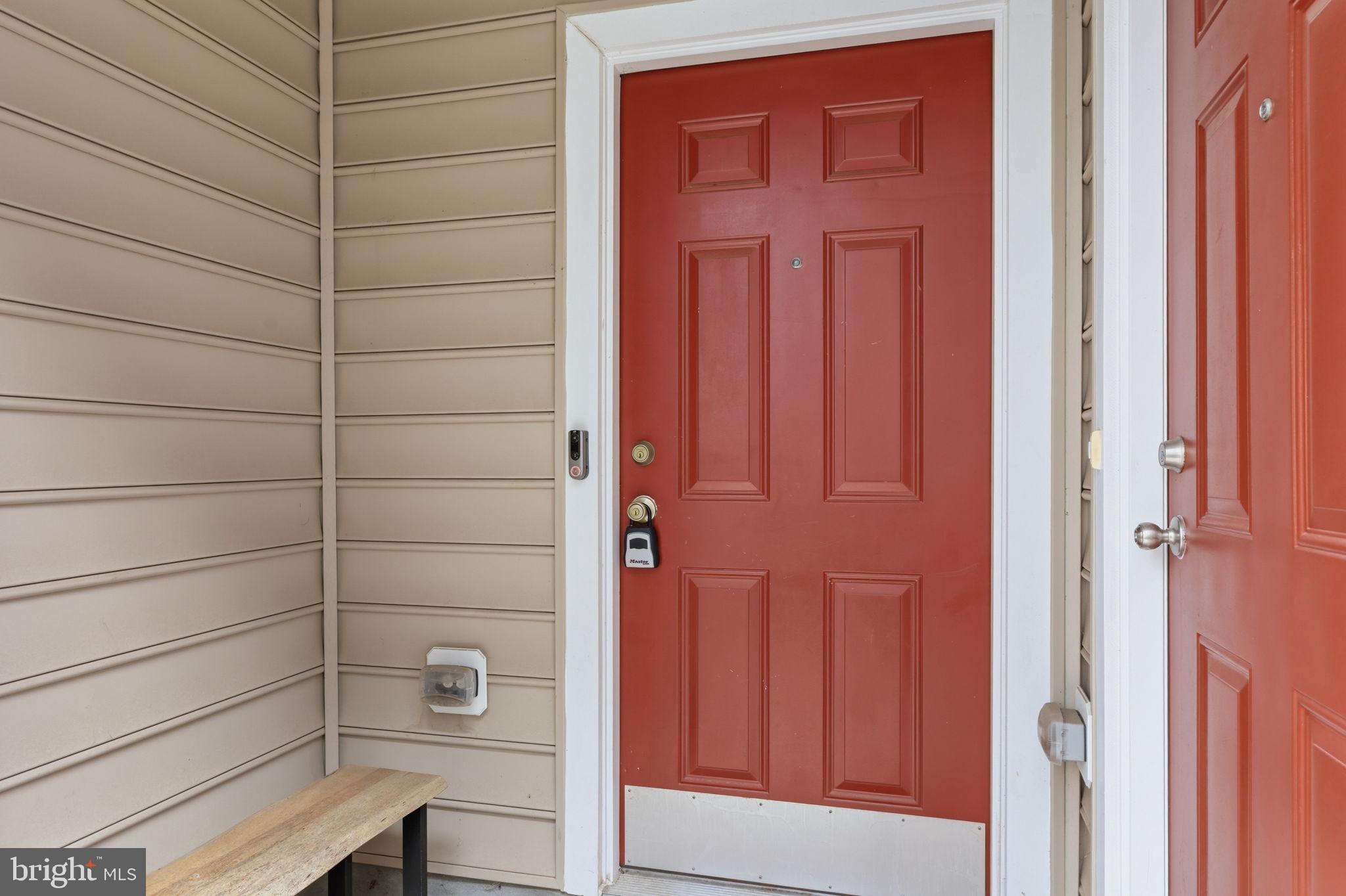 LEE SQUARE - Residential