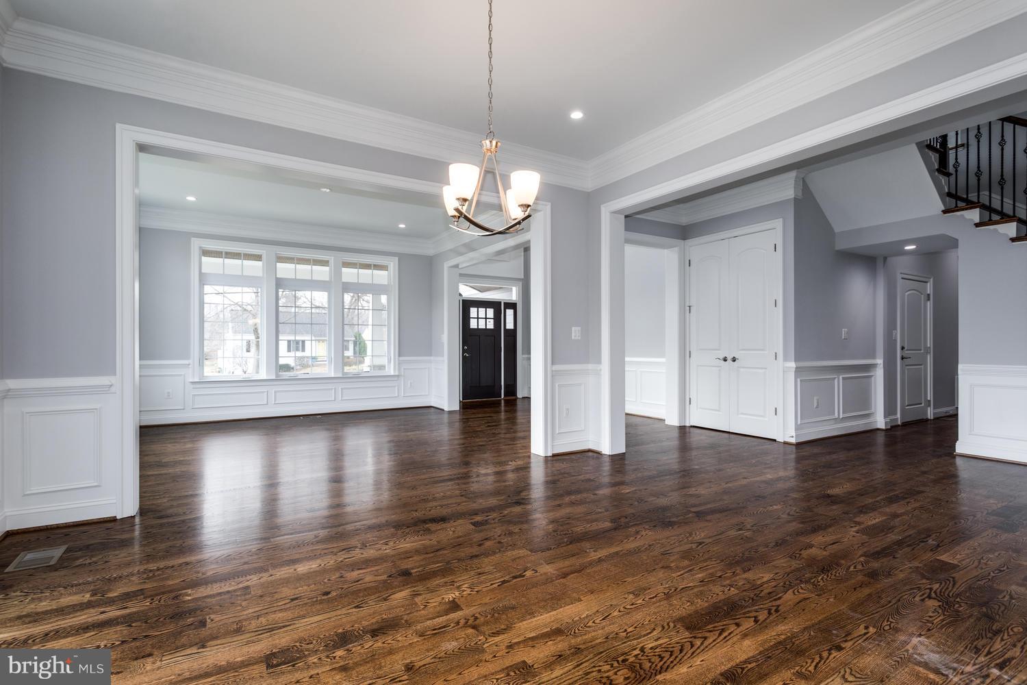 PIMMIT HILLS - Residential