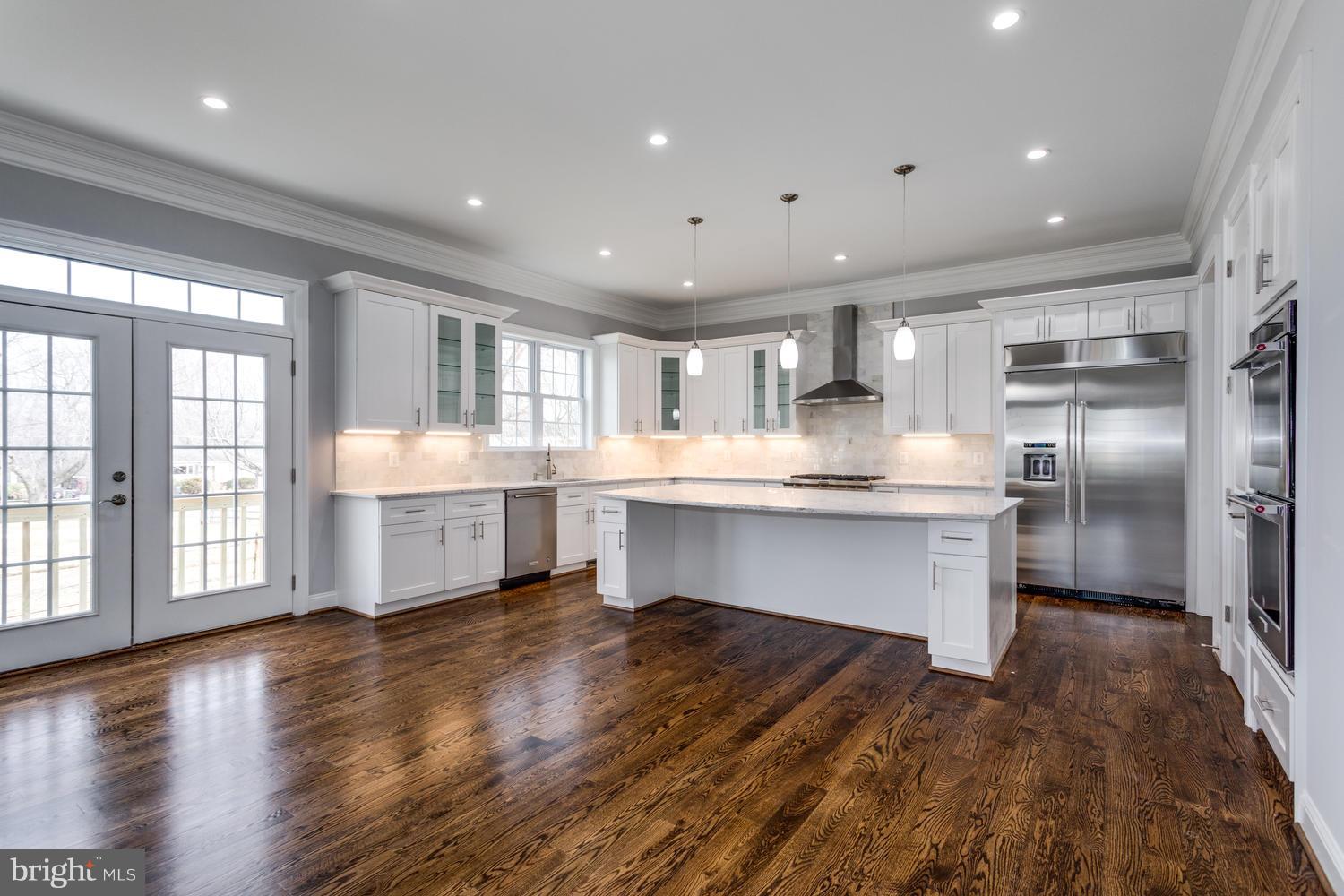 PIMMIT HILLS - Residential