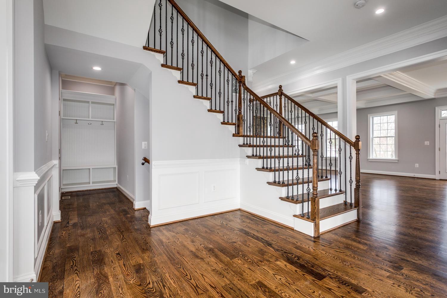 PIMMIT HILLS - Residential