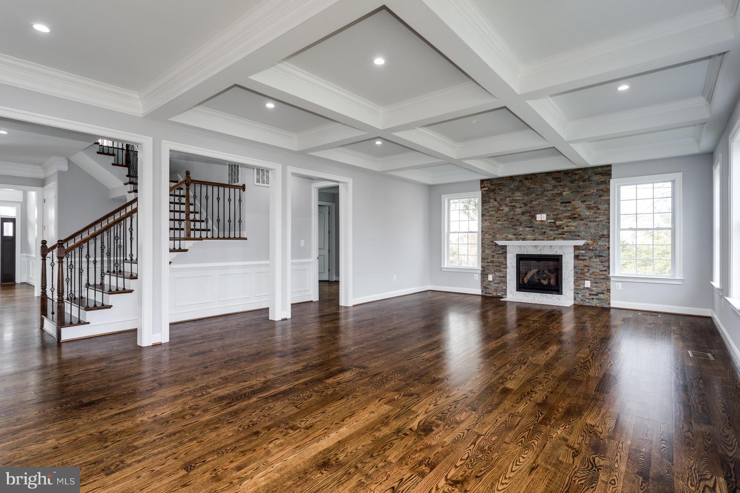 PIMMIT HILLS - Residential