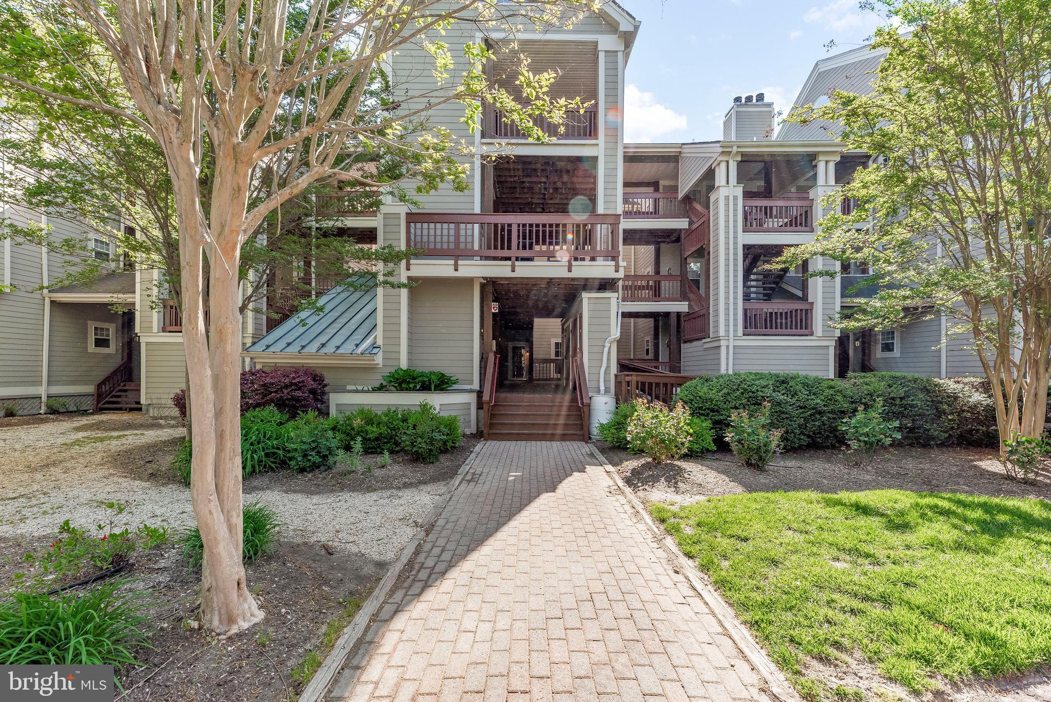 1104 BACK CREEK LOOP 1104
