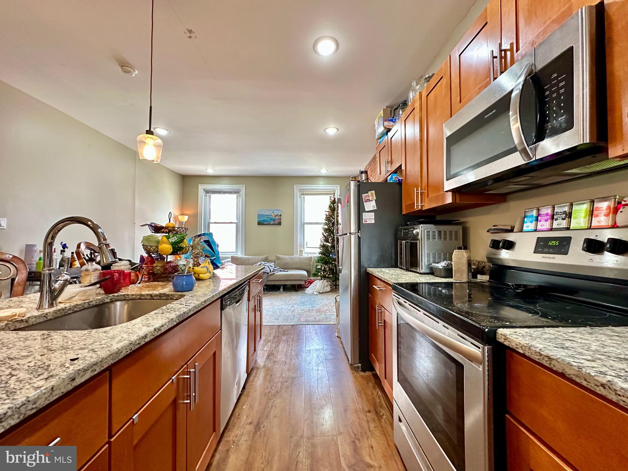 TEMPLE UNIVERSITY - Residential Lease