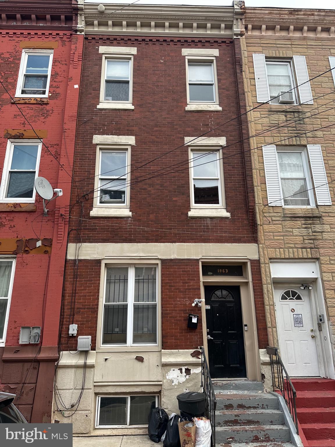 TEMPLE UNIVERSITY - Residential Lease