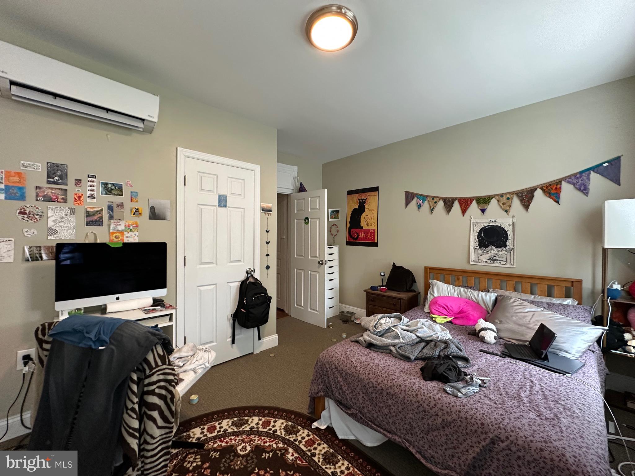 TEMPLE UNIVERSITY - Residential Lease