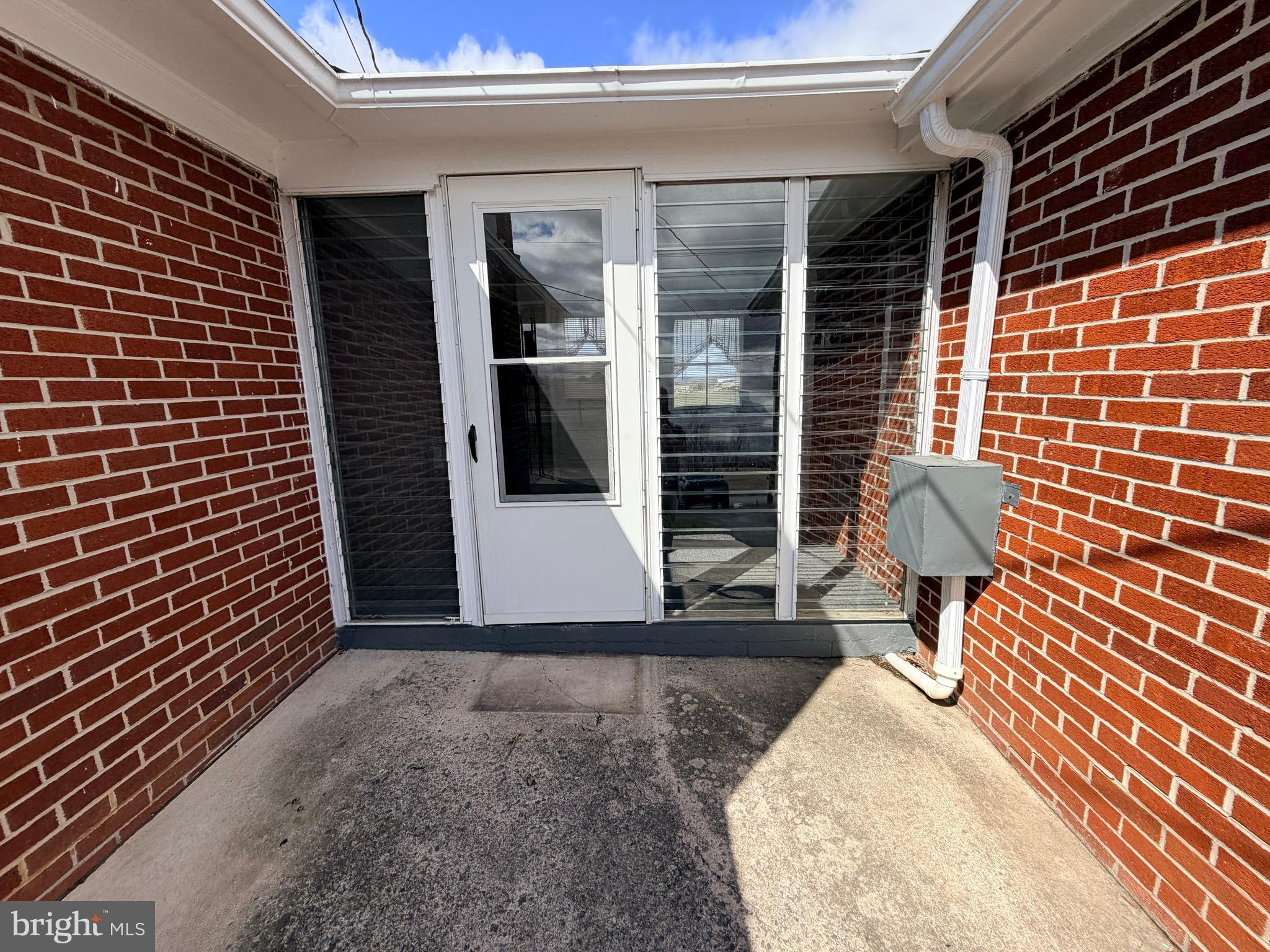 WILLIAMSPORT - Residential