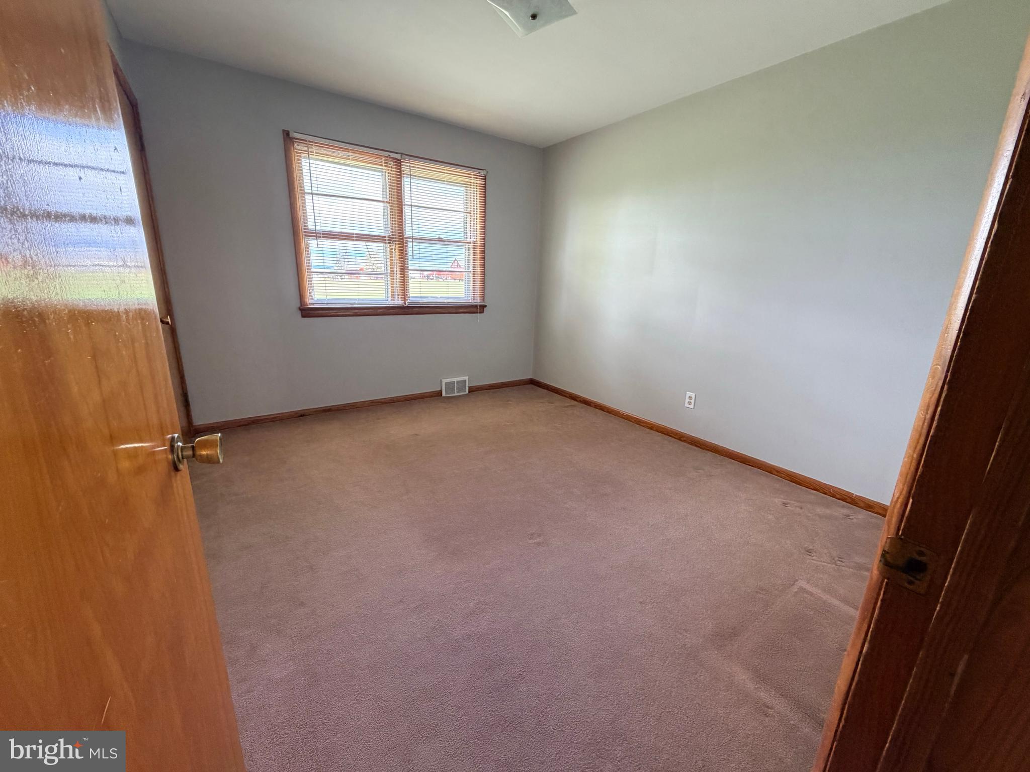 WILLIAMSPORT - Residential