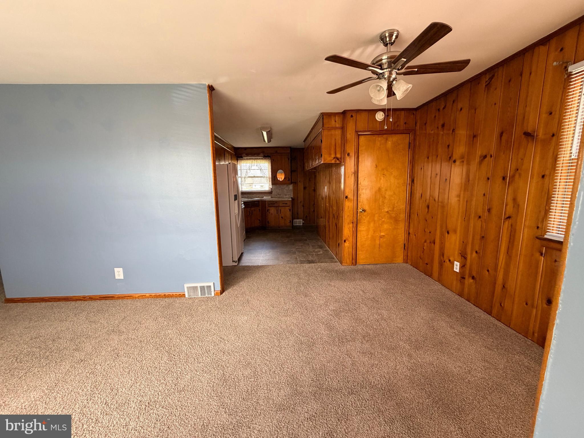 WILLIAMSPORT - Residential