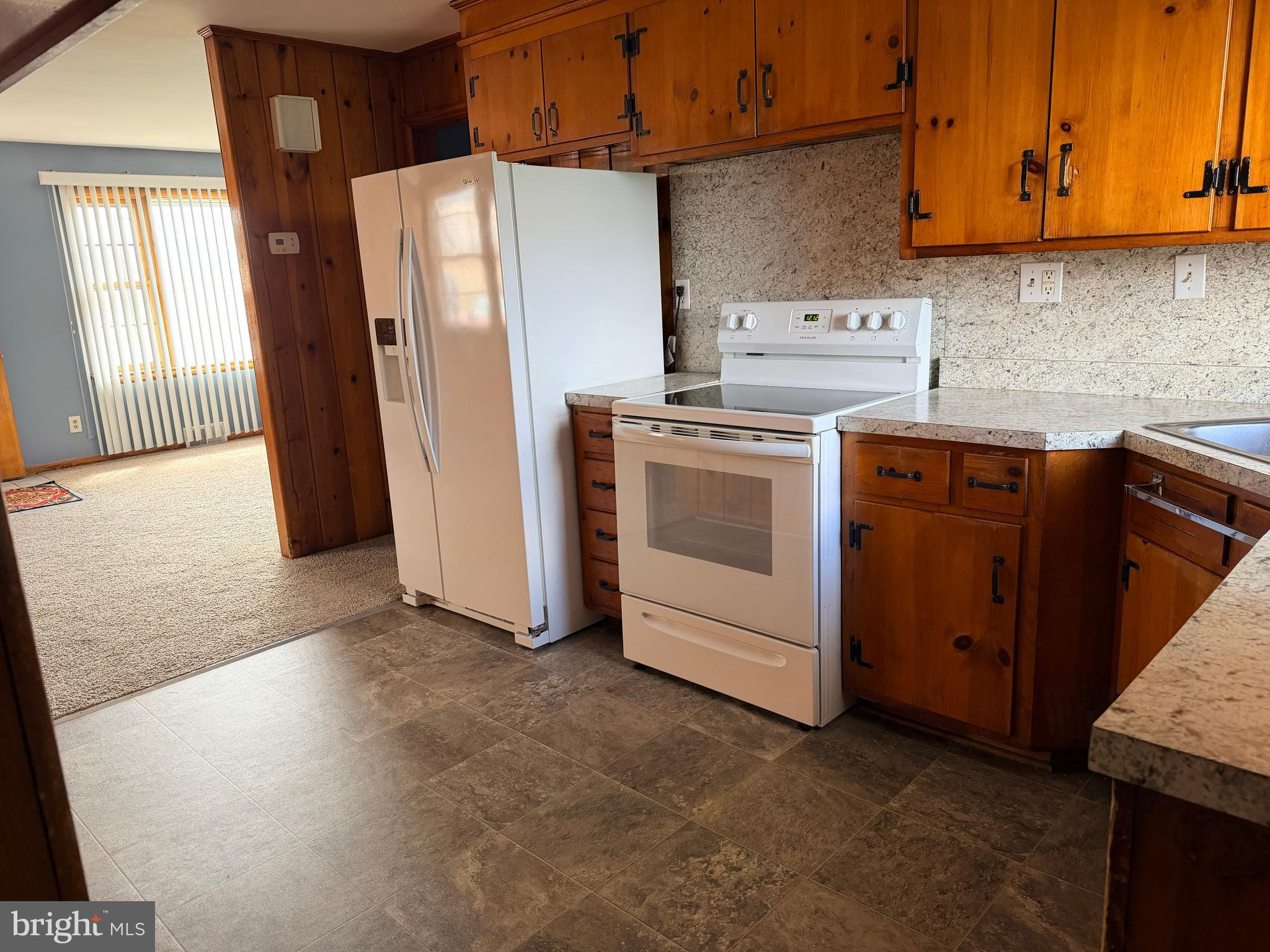 WILLIAMSPORT - Residential