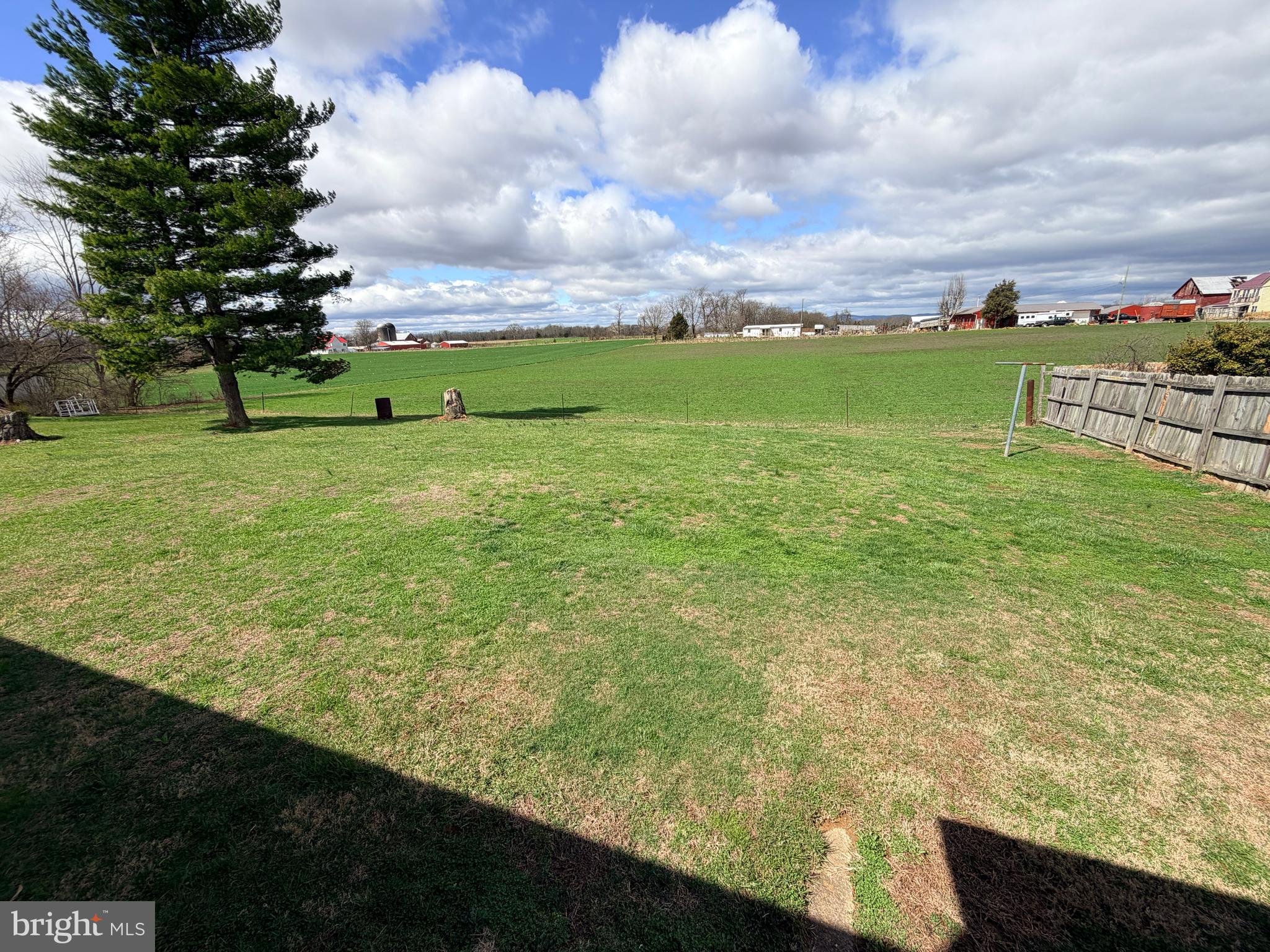 WILLIAMSPORT - Residential