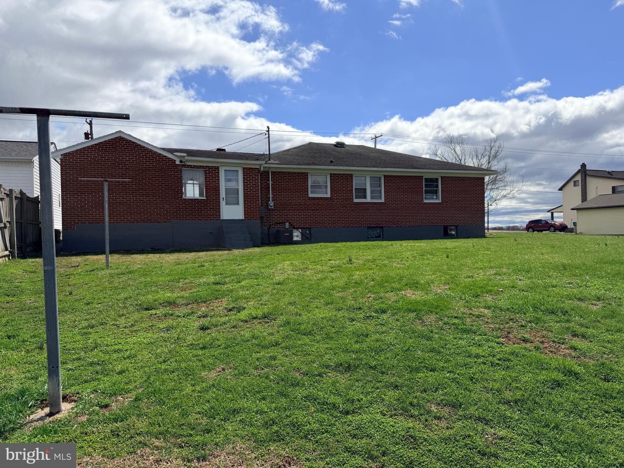 WILLIAMSPORT - Residential