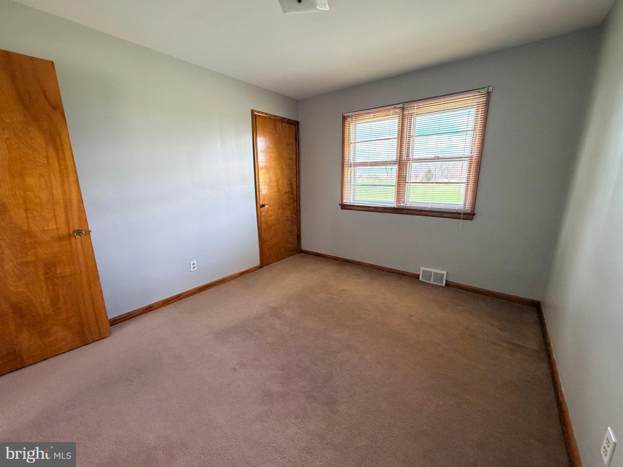 WILLIAMSPORT - Residential