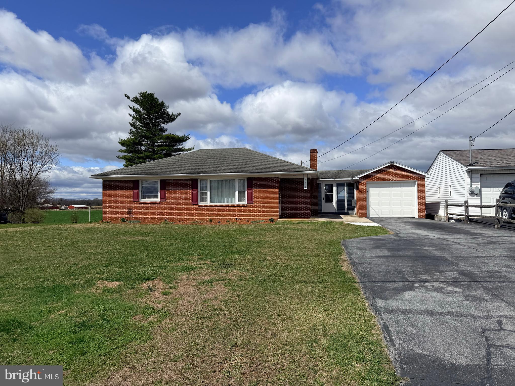 9060 DOWNSVILLE PIKE