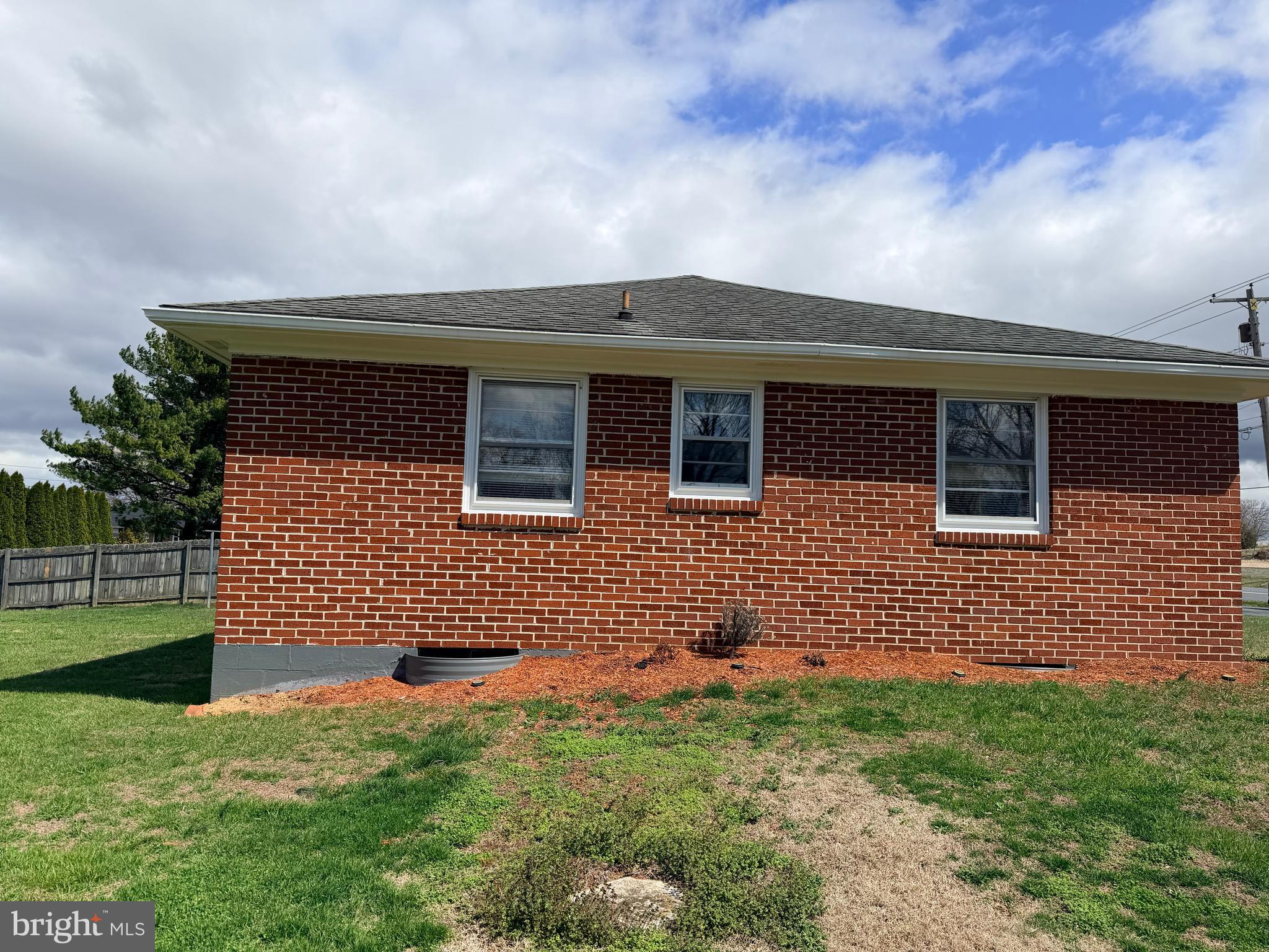 WILLIAMSPORT - Residential