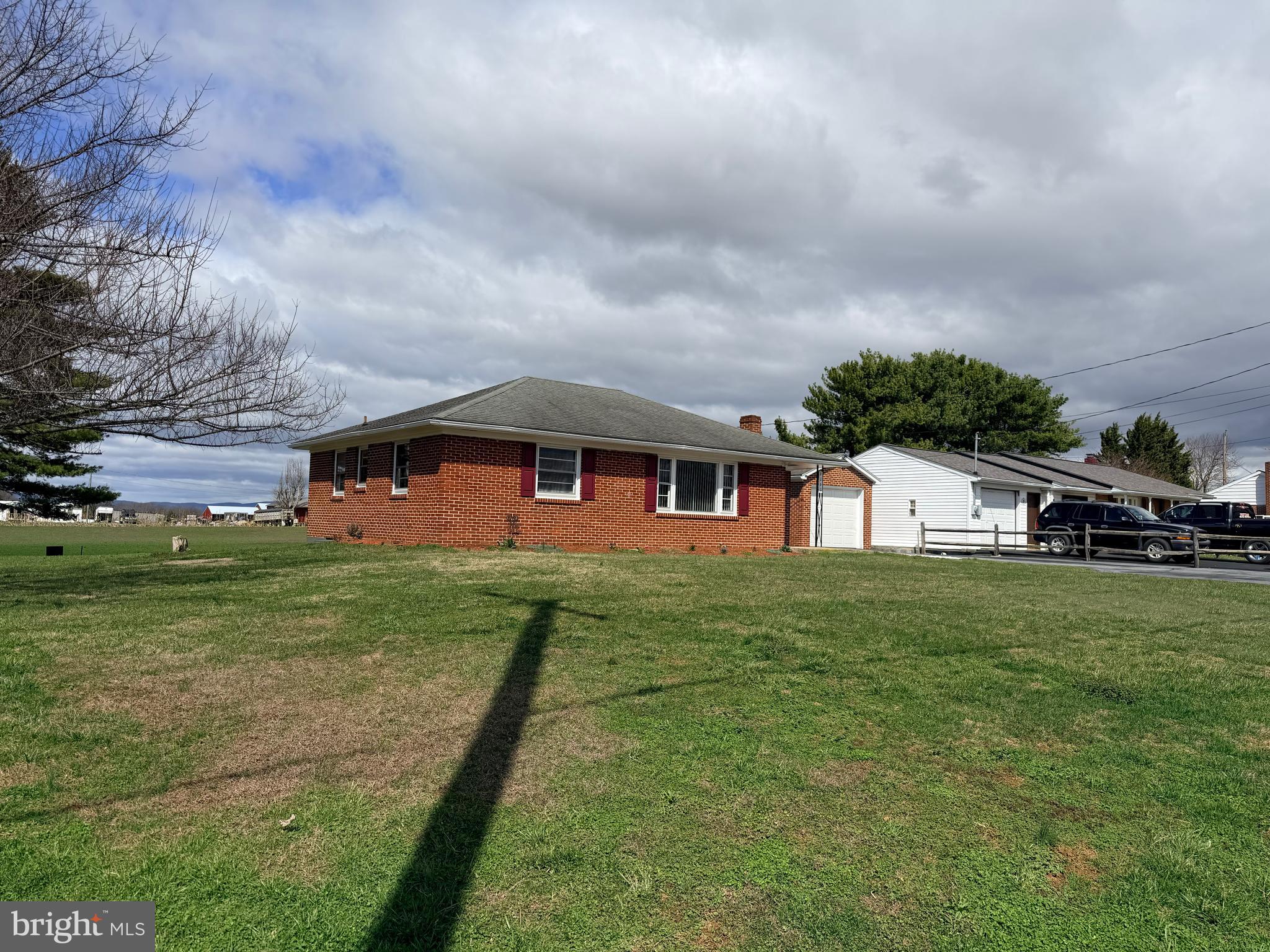 WILLIAMSPORT - Residential