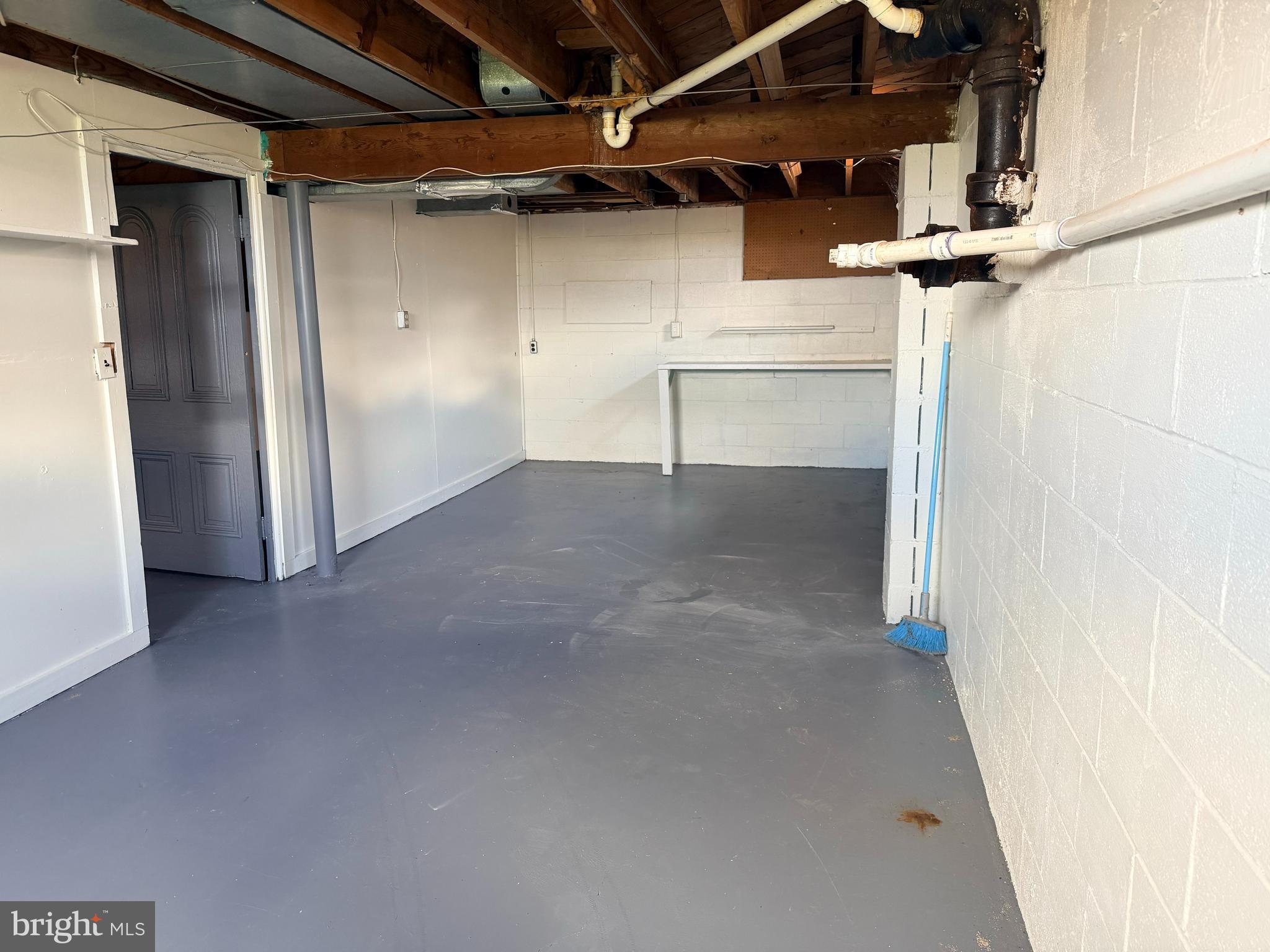 WILLIAMSPORT - Residential