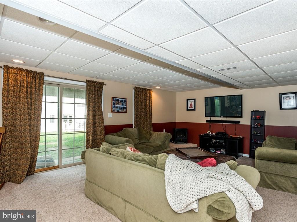 JACOBS CREEK - Residential