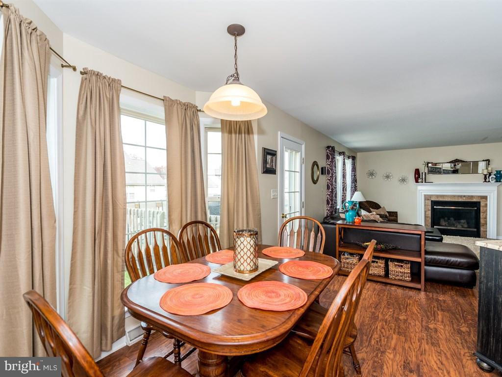 JACOBS CREEK - Residential