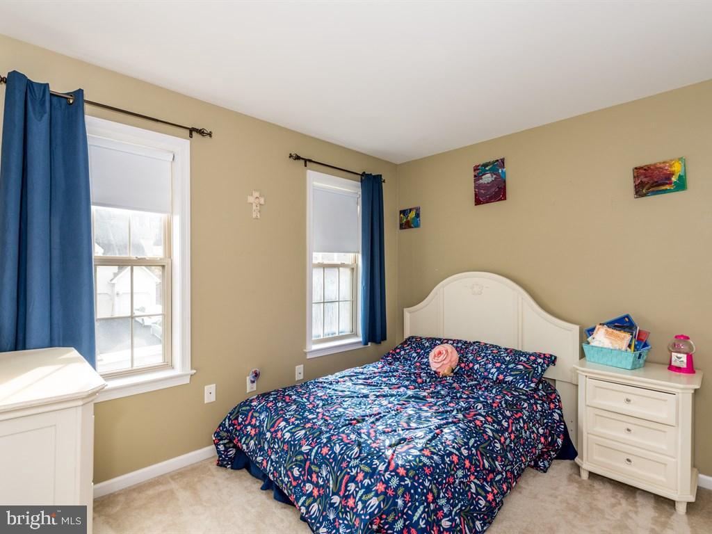 JACOBS CREEK - Residential