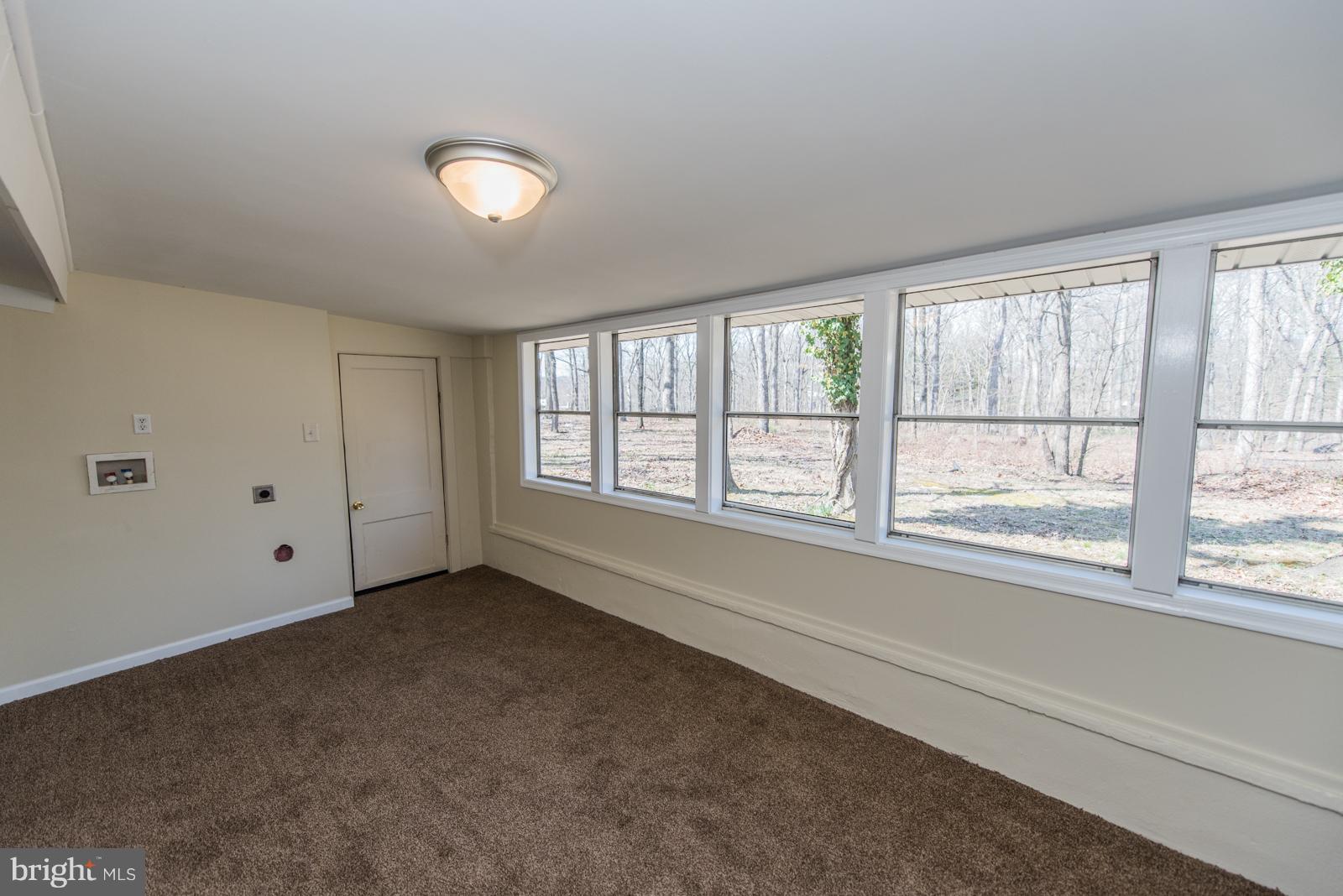 RIVER VIEW PARK - Residential