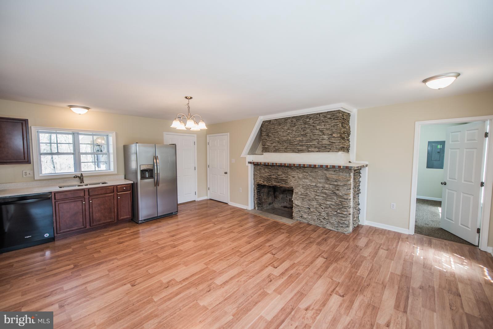 RIVER VIEW PARK - Residential