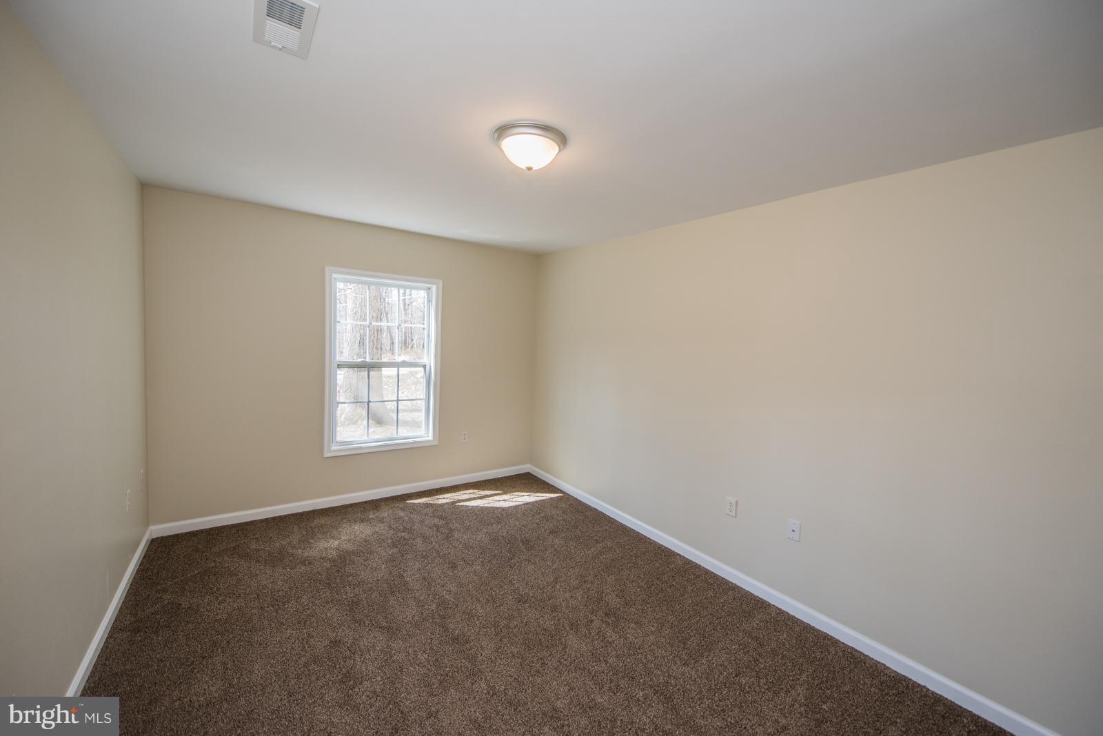 RIVER VIEW PARK - Residential