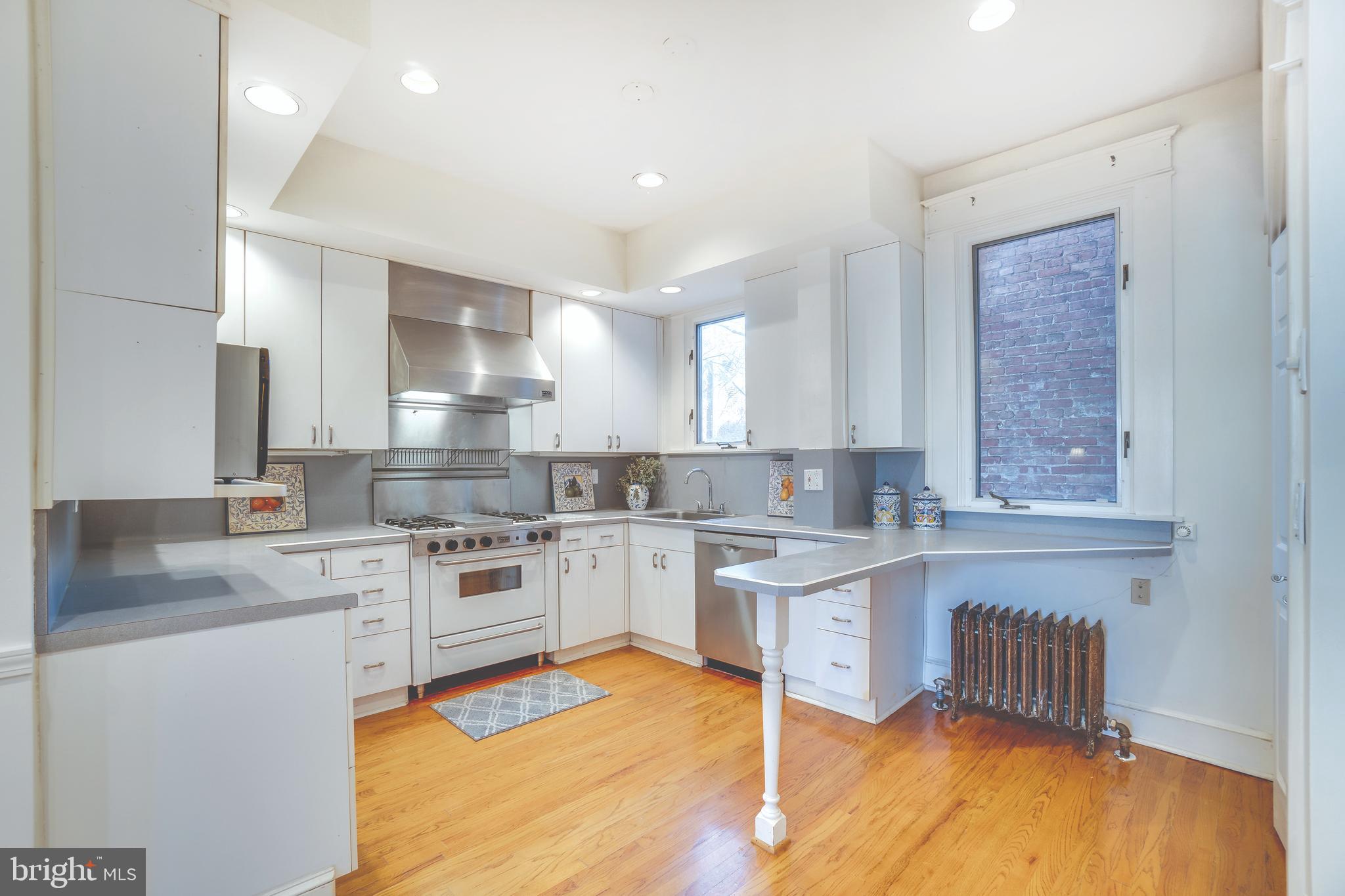 DUPONT CIRCLE - Residential Income