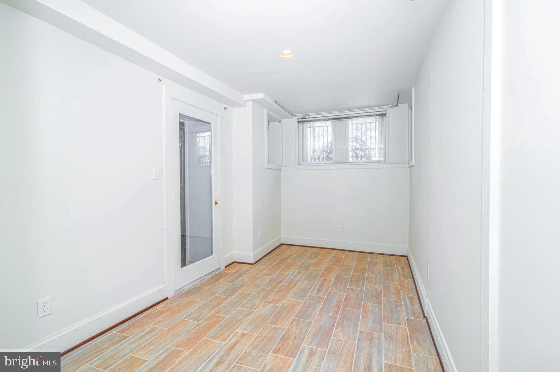 DUPONT CIRCLE - Residential Income