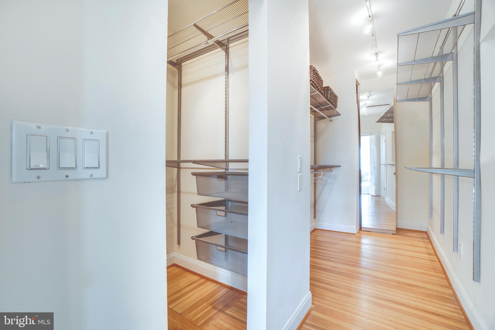 DUPONT CIRCLE - Residential Income