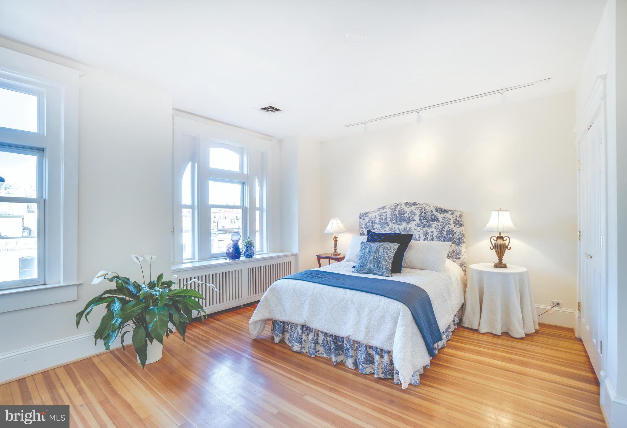 DUPONT CIRCLE - Residential Income