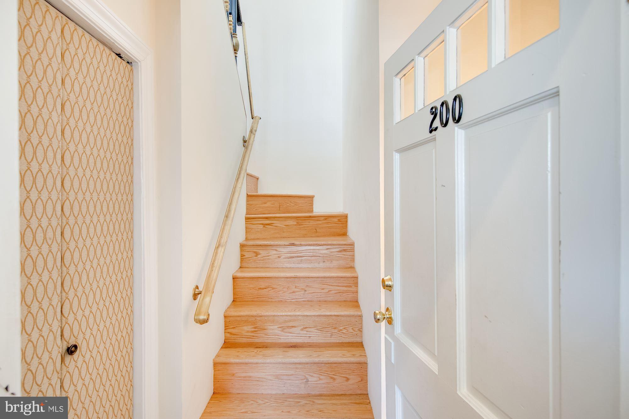 DUPONT CIRCLE - Residential Income