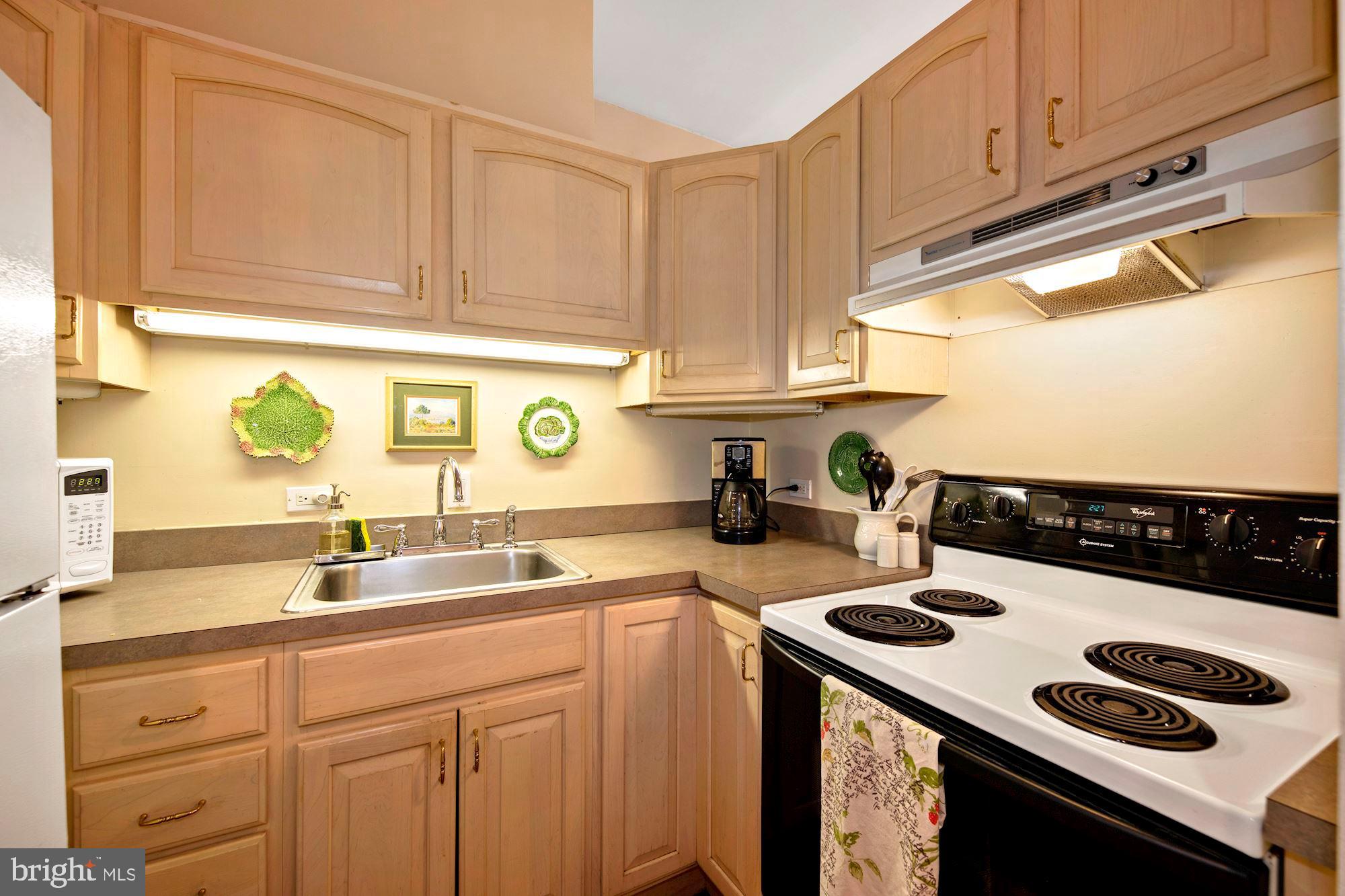 DUPONT CIRCLE - Residential Income