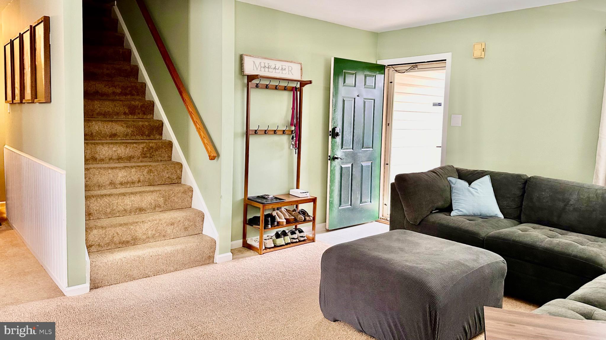 CHESTNUT CROSSING - Residential