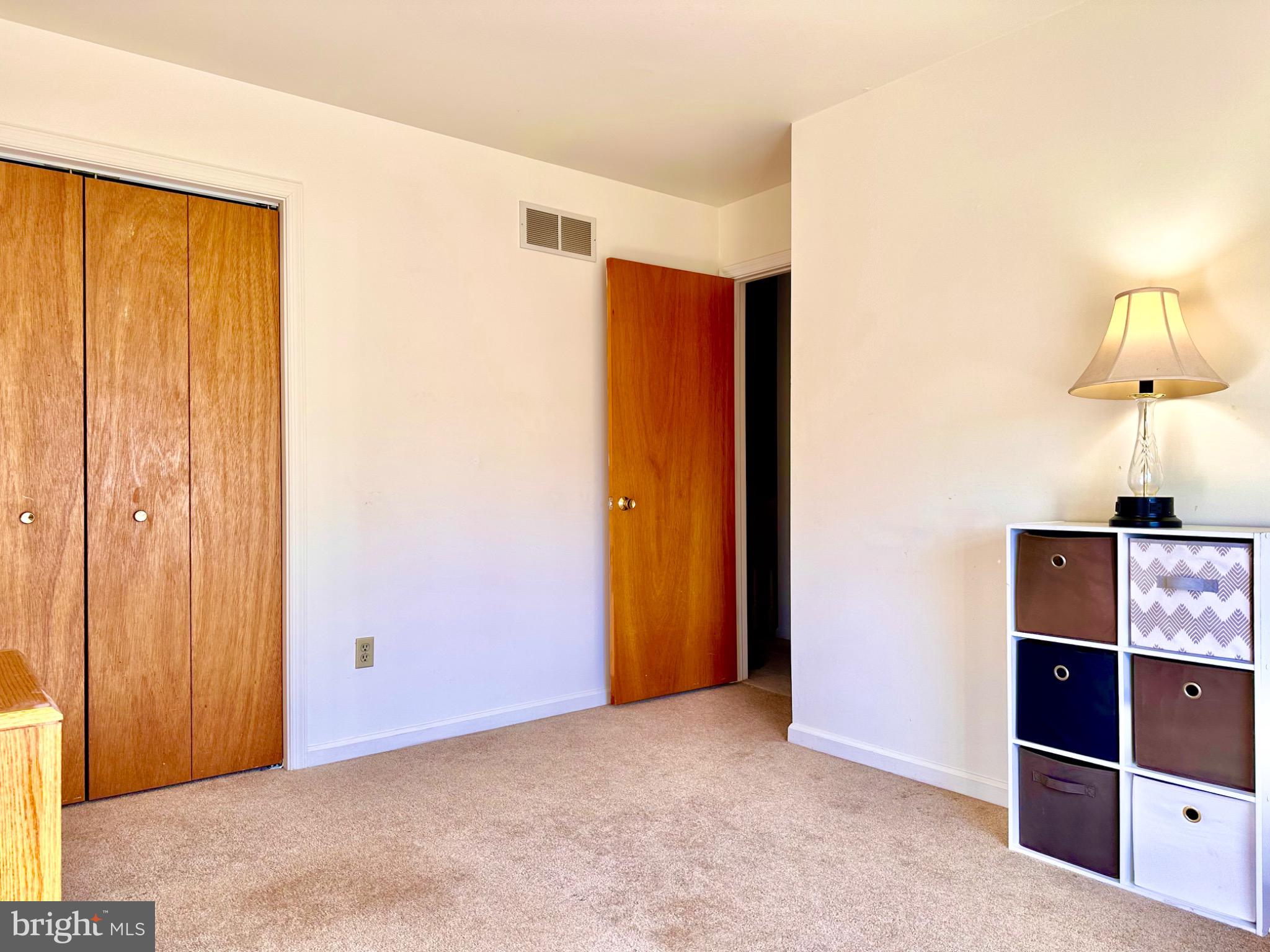 CHESTNUT CROSSING - Residential