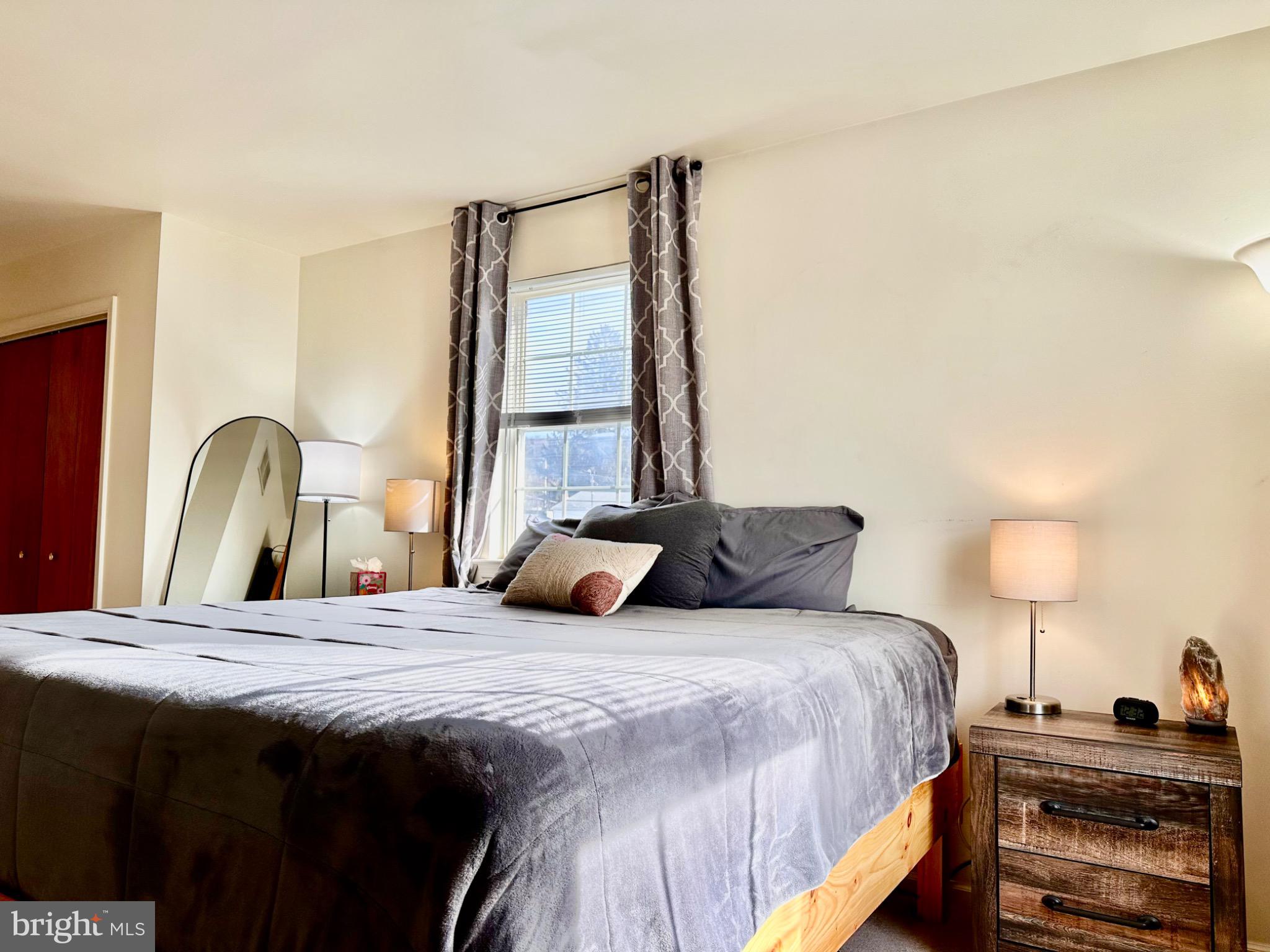 CHESTNUT CROSSING - Residential