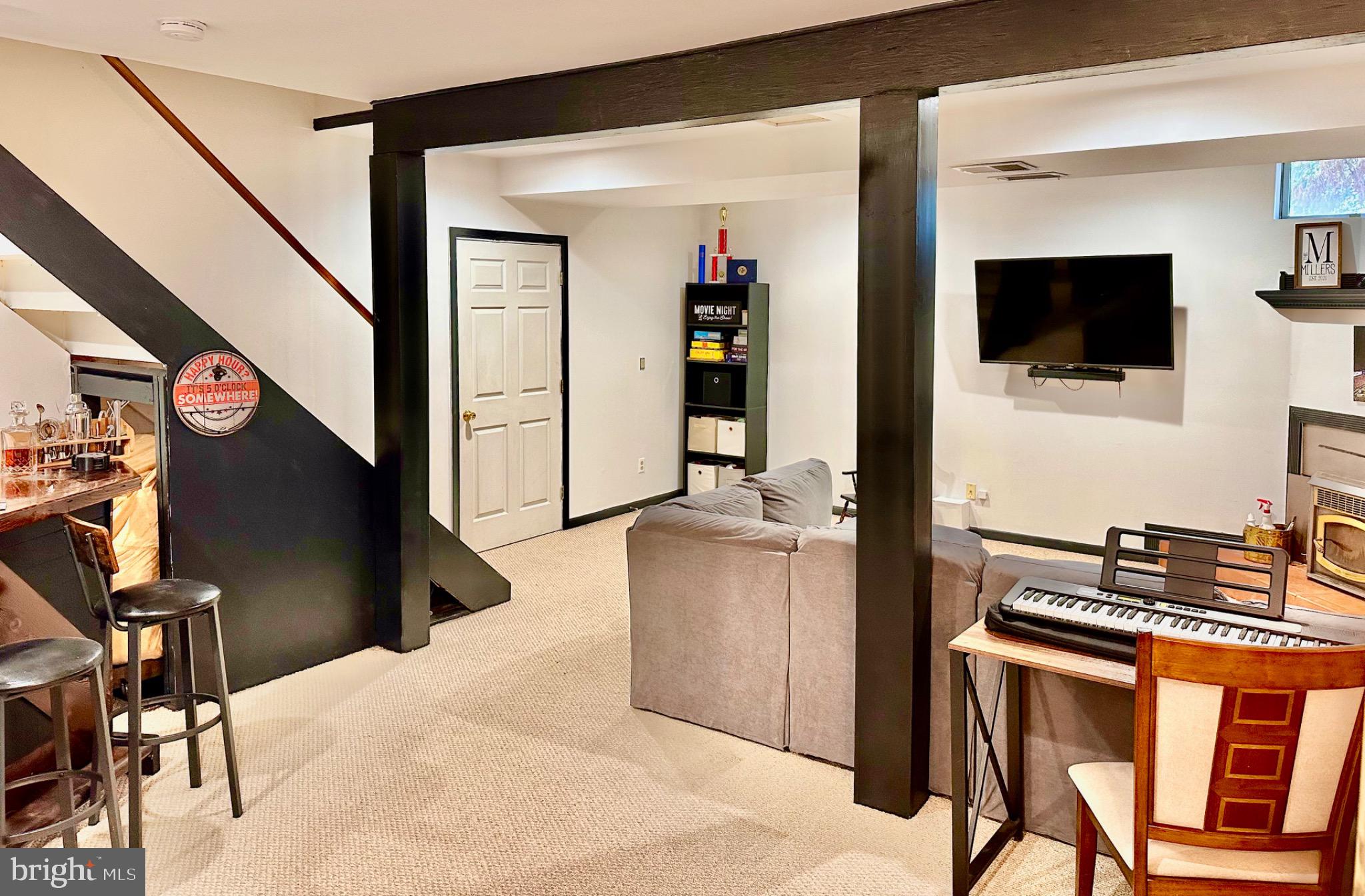 CHESTNUT CROSSING - Residential