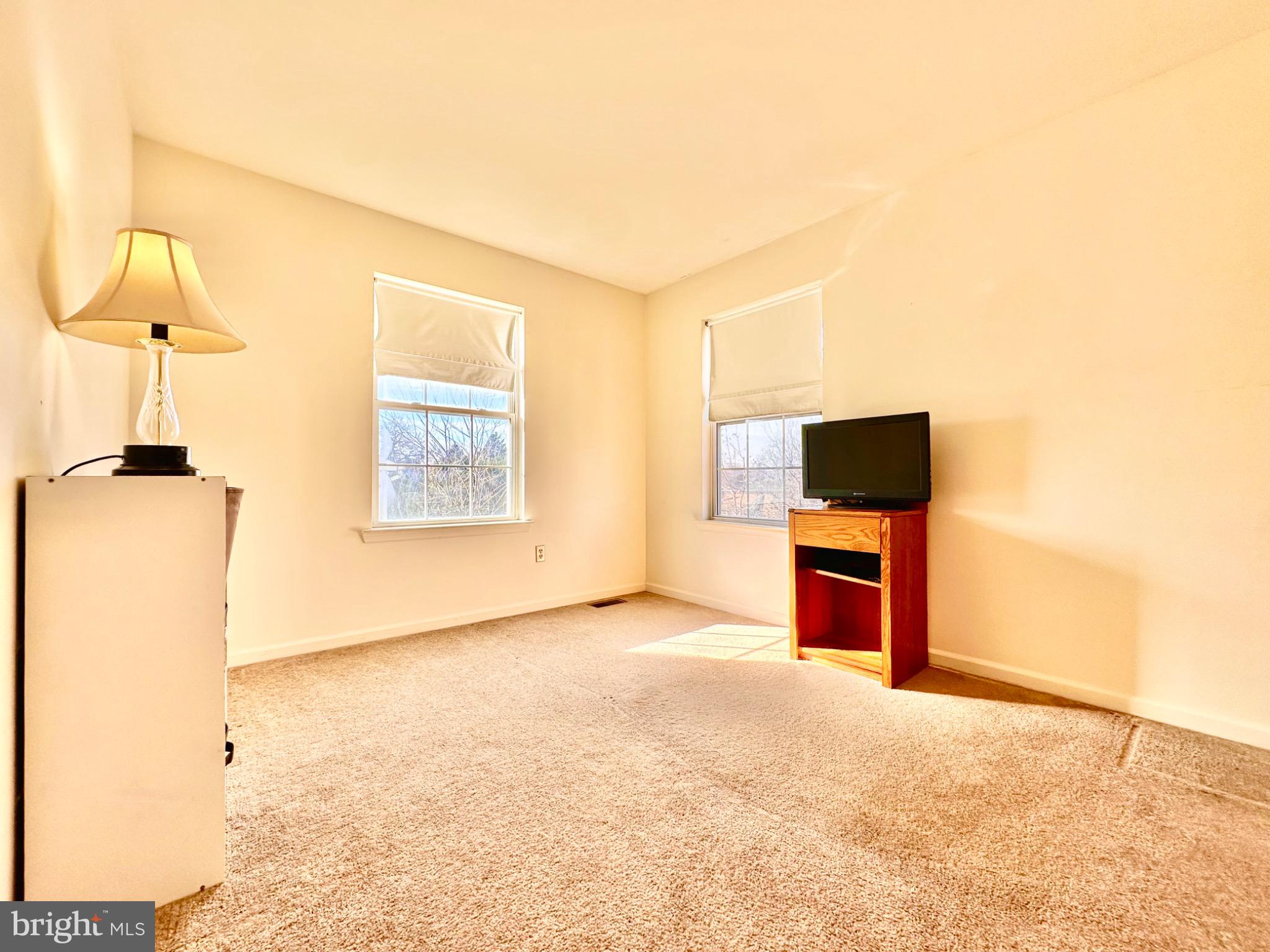 CHESTNUT CROSSING - Residential