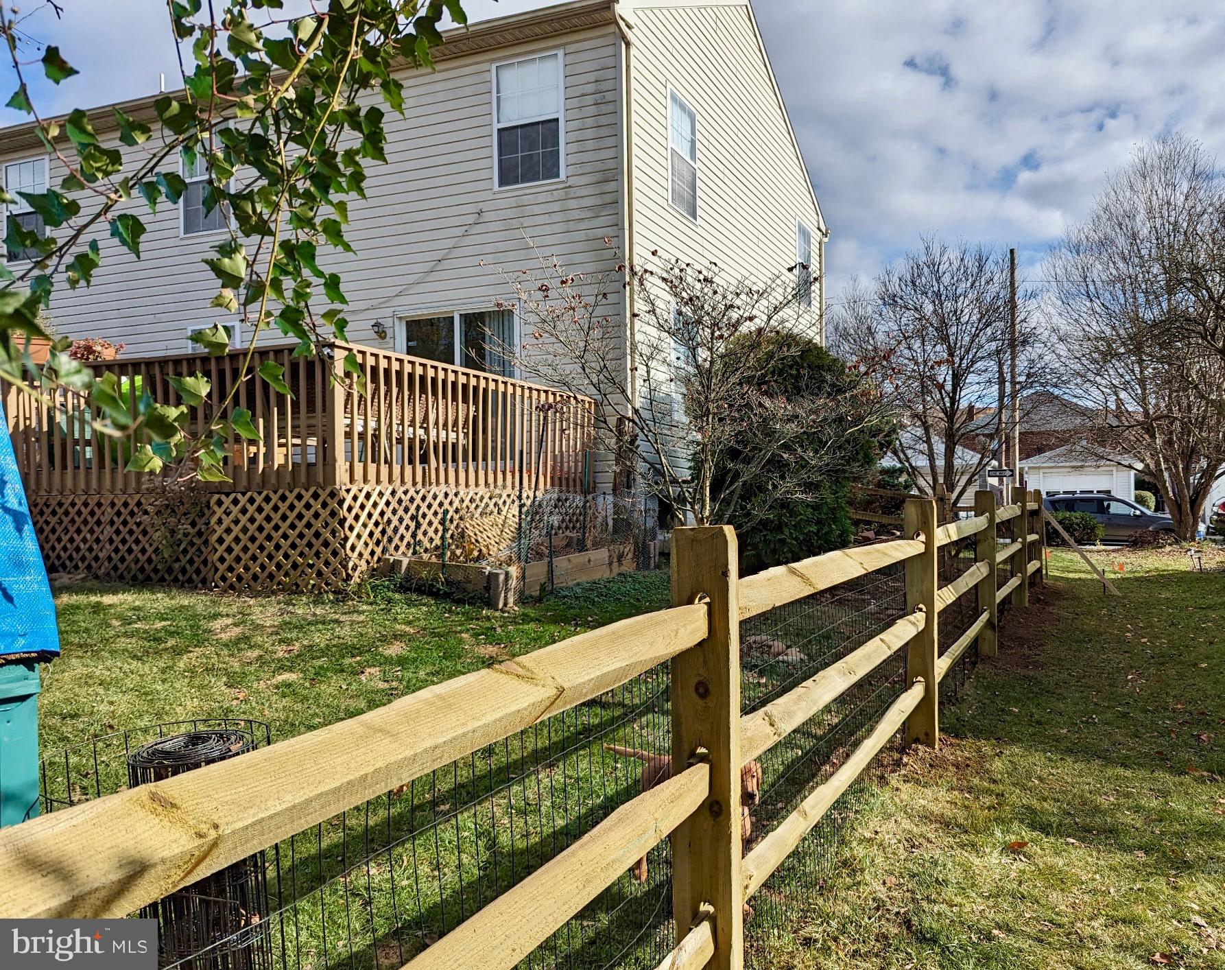 CHESTNUT CROSSING - Residential