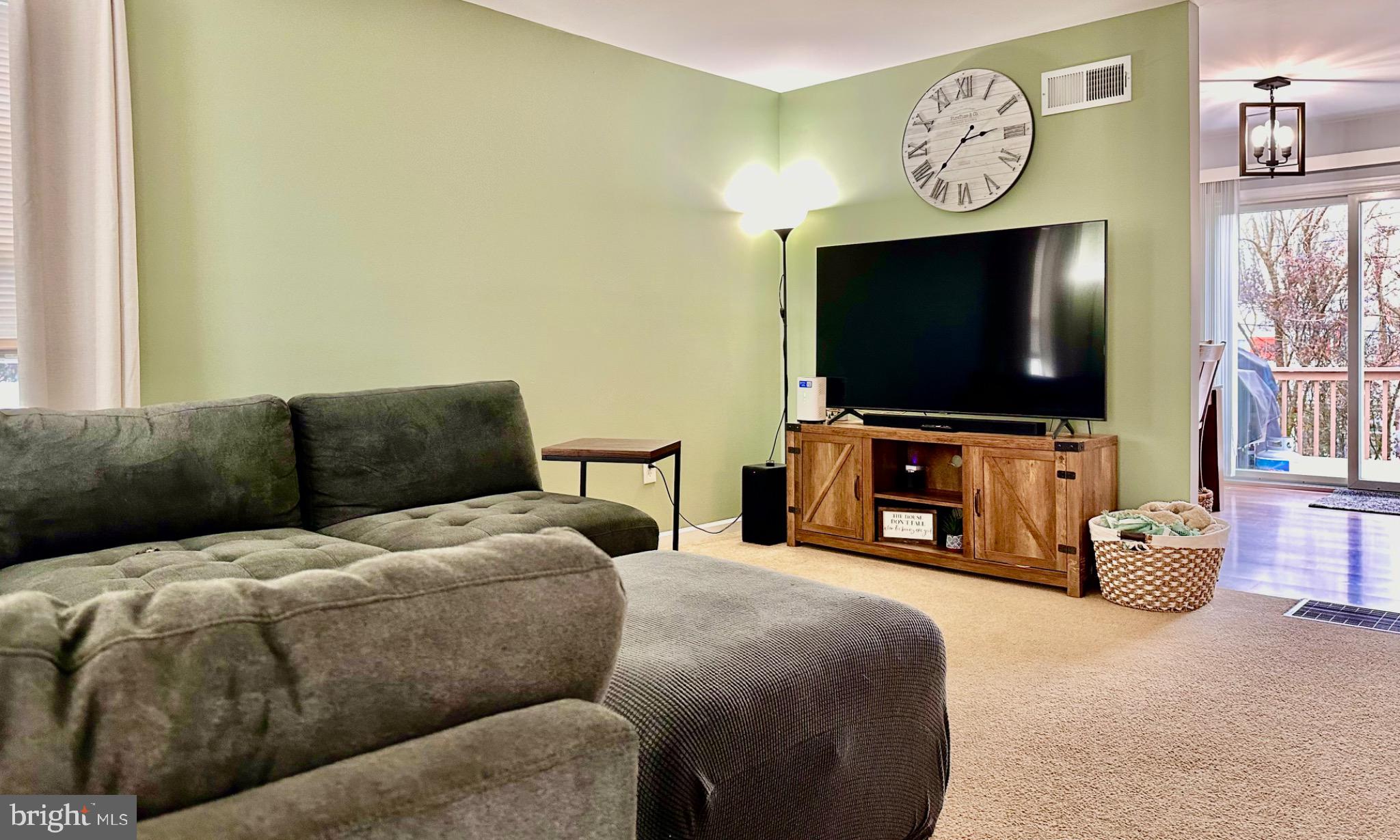 CHESTNUT CROSSING - Residential