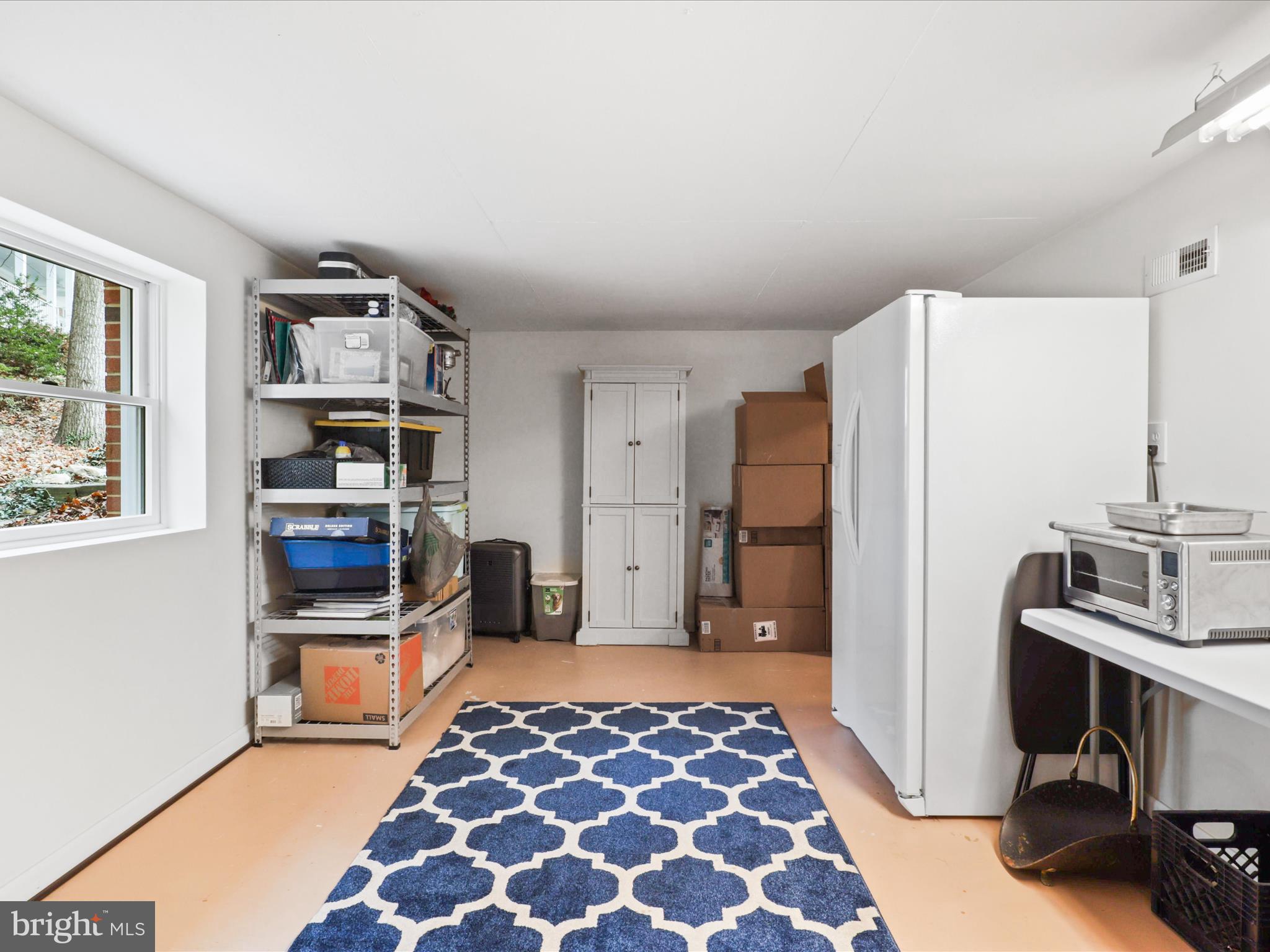 WEST SPRINGFIELD - Residential