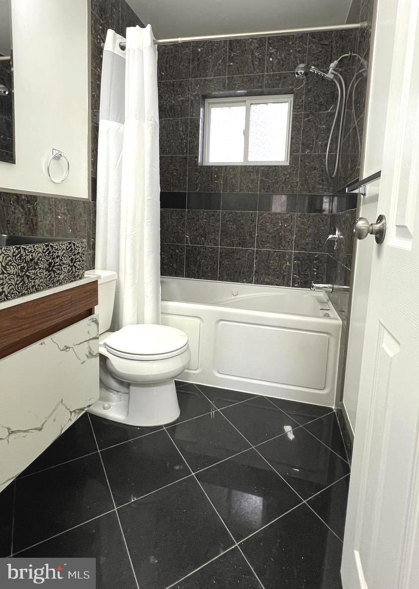 BALLANTRAE - Residential