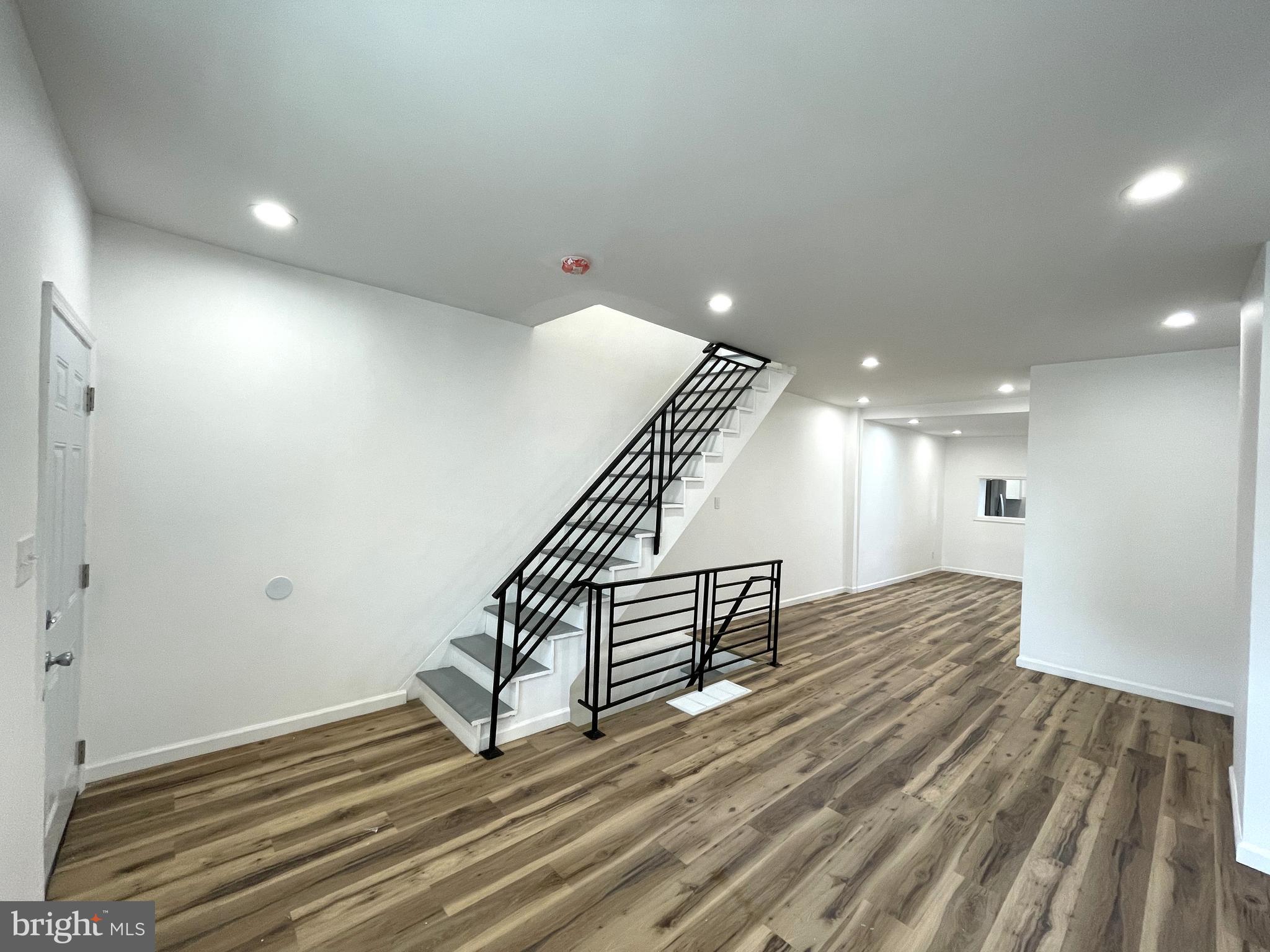 JUNIATA - Residential