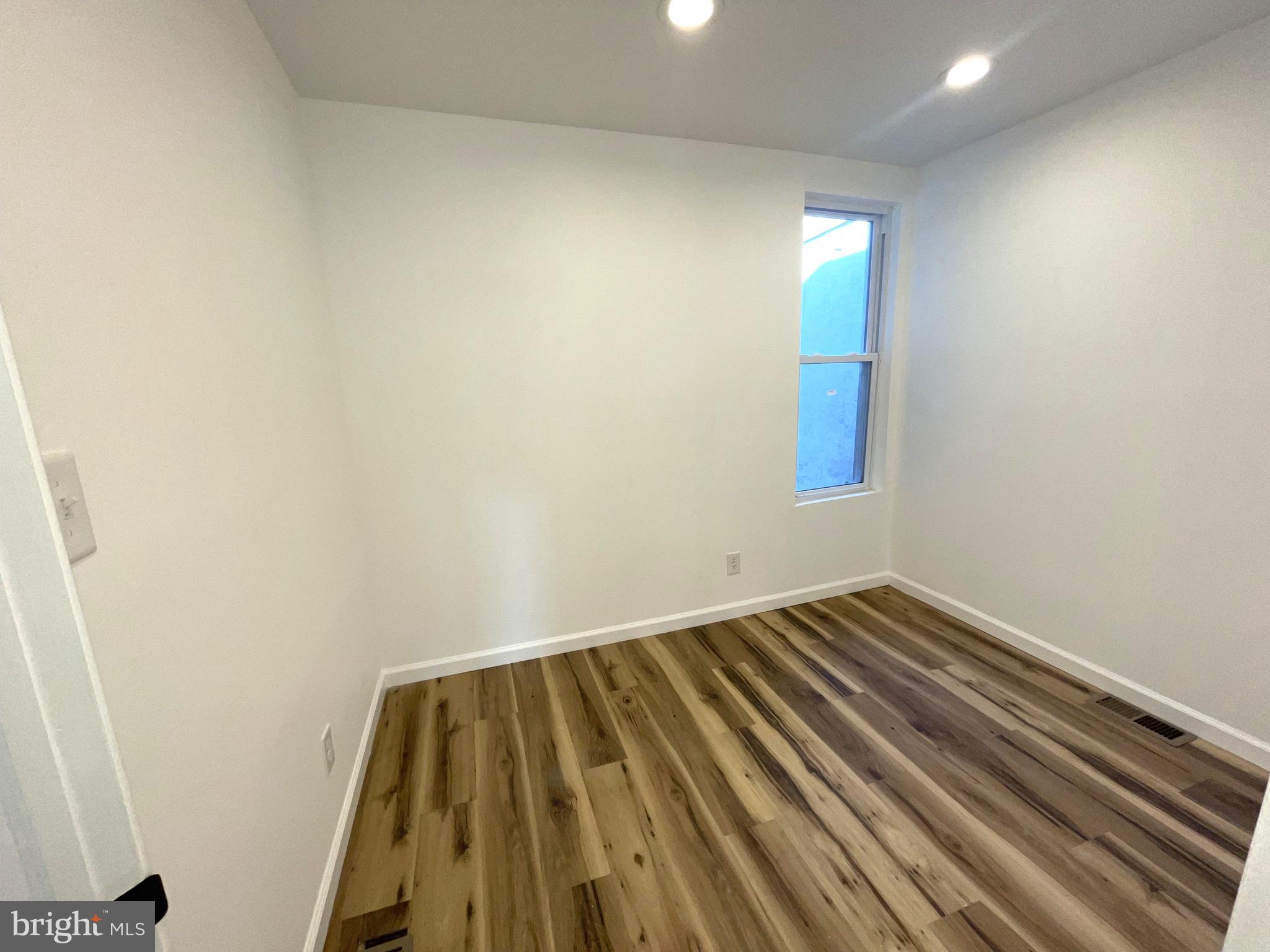 JUNIATA - Residential