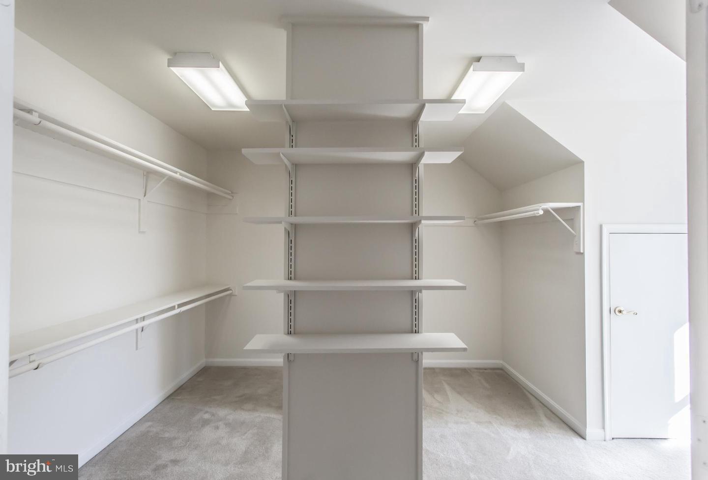 ROBNEL - Residential