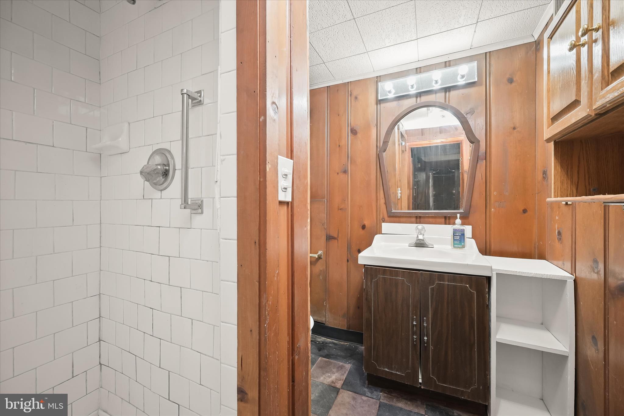 ORIGINAL NORTHWOOD - Residential